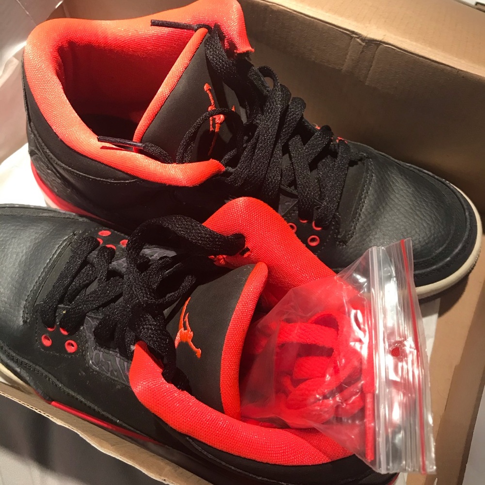 Jordan women’s sneaker size 7